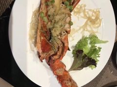 -大中华希尔顿酒店-念自助餐·嗨啤·小龙虾