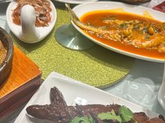 -湖庭壹品鸭王·传统北京烤鸭·别墅私房菜·庭院宵夜(江宁店)