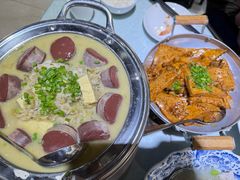 -品味居·首店·大连鲜活海鲜大连菜(东港店)