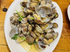 -老东镇啤酒屋海鲜加工·蒸汽海鲜·海鲜烧烤(台东店)