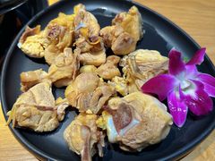 -一朵菌·野生菌探索家火锅(南亚店)
