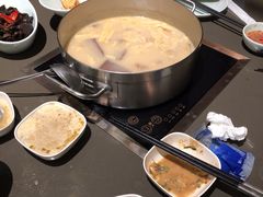 -捞王锅物料理(上海世茂广场店)