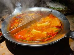 -湊湊火锅·茶憩(杭州湖滨银泰in77店)