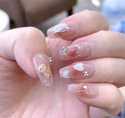-UGIRL有个美甲