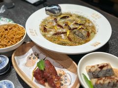 -渔语鱼新川菜Bistro(万象天地店)