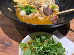 -万记麻辣烫国展总店