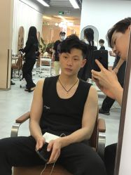 -icare美发沙龙