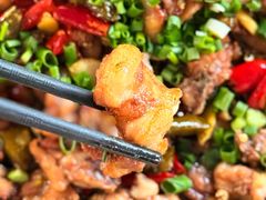 -廖哥泡椒兔(峨眉店)