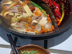 -贰回巷火锅馆(钟楼店)