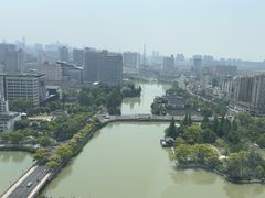 -云顶旋转自助景观餐厅