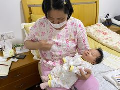 -爱的果实月嫂育婴师(世纪东方店)