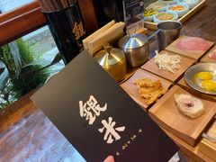 -银米·云南传统过桥米线(双廊黑金冠店)