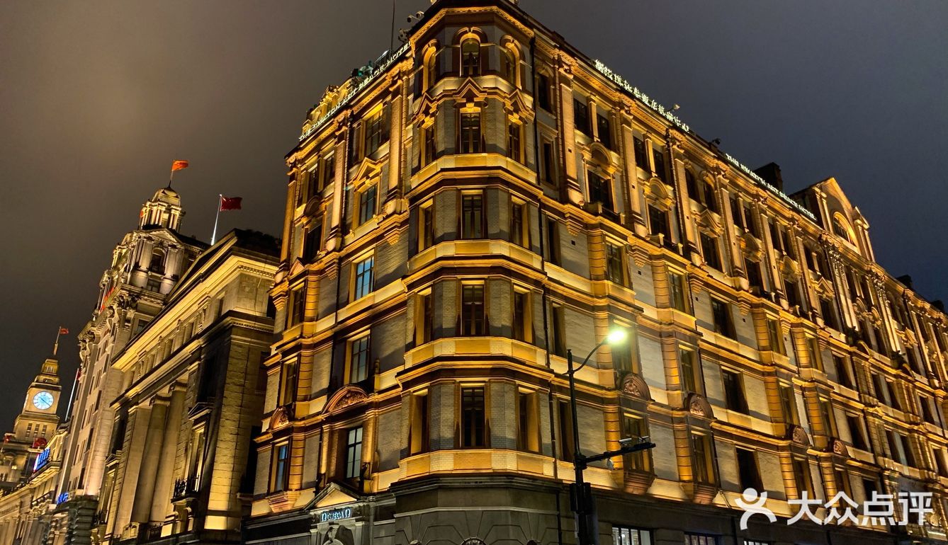 必去景点 | 外滩雨夜的另一番景色！