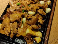 炉火烤五花肉-吕氏疙瘩汤·海鲜新鲁菜(凯德mall新都心店)