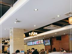大堂-颐东国宴大酒店