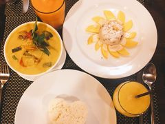 -Old House Restaurant