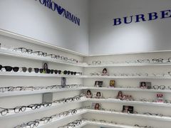 -美式眼镜·授权蔡司.依视路.尼康.豪雅.明月(南翔印象城店)