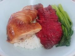 豉油鸡叉烧双拼饭-新大咀港式茶餐厅(宝山万达店)
