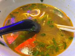 -钢阳酸菜红烧牛肉面(季乐路店)