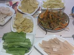 -三江源活鱼现烤(维多利摩尔城店)
