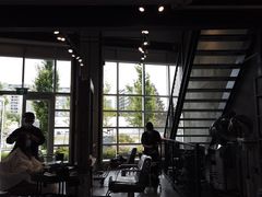 -So'o Salon