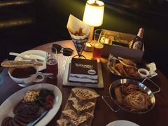 -BIGHOUSE·大房子电影主题融合餐厅(盐河巷店)