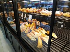 面包甜点陈列柜-红跑车(三牌楼店)