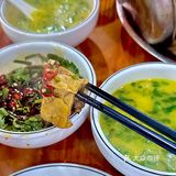 洛阳人均不到30一锅的花胶鸡