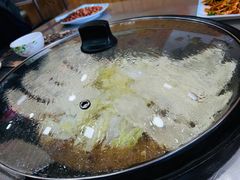 -屯老二农家铁锅炖·行业领军者(梅江店)