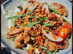 -Cuc Gach Quan Restaurant