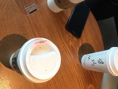 -星巴克(杭州湖滨银泰E区店)