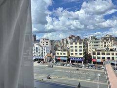 -雲宜贵宾舍酒店(深圳龙东地铁站店)