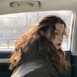 -Hello Lady发型设计