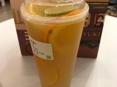 霸气橙子-奈雪的茶(市百一店)