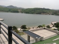 -松月湖大酒店