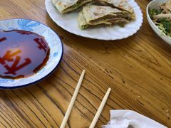 -溢心园香河肉饼总店