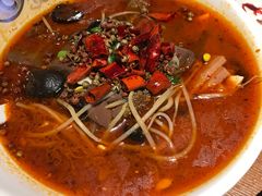 毛血旺-渝是乎酸菜鱼(龙旗购物中心店)