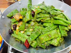 -土媳妇香锅坊(光谷店)