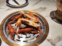 -雍容荟活帝王蟹活龙虾自助(苏宁旗舰店)