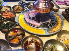 瞧瞧这·烤五花肉-金顺韩式烤肉·网红烤肉店(广利路店)