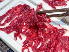 -来龍儿鲜切牛肉自助老火锅