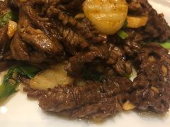 爆炒腰花-闫府私房菜·百年鲁菜(恒隆店)