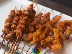 -卞二小串·鹤岗烧烤·坑烤(永定路店)