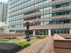 -香港大学
