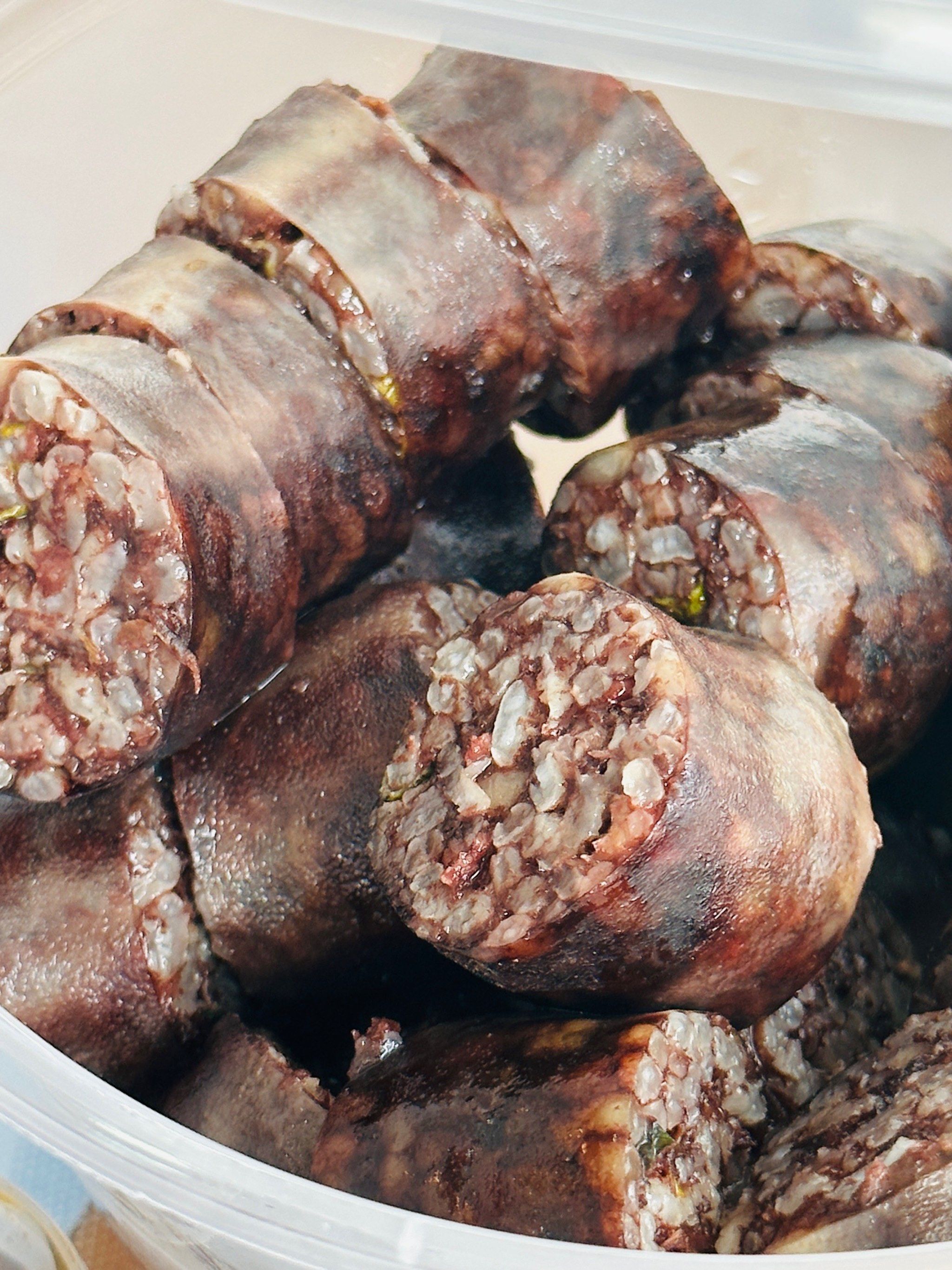 有人能懂这新年第一口血肠的快乐吗