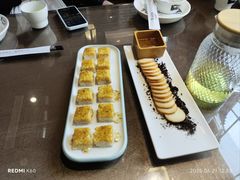 -东口码头·烧鸽子·鱼头泡饼·地方菜(金鹰悦城店)