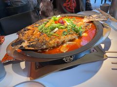 -鸣记脆皮烤鱼·海鲜烤鱼(三八广场店)