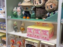 -泡泡玛特POPMART(上海环球港店)