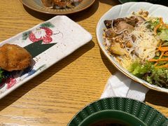 -青木瓜之味 · 越南料理(七宝宝龙店)