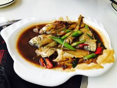-鑫悦楼煎蟹·16年海鲜大排档